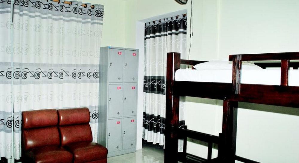 Ngoc Binh Hotel Хюе Екстер'єр фото
