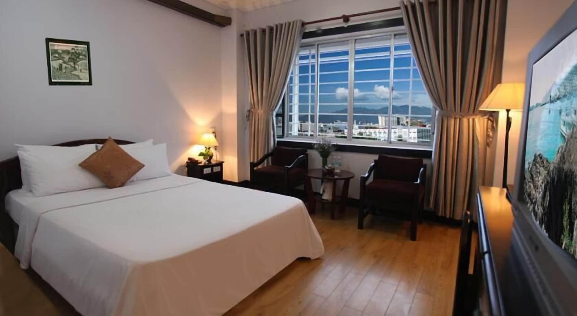 Ngoc Binh Hotel Хюе Екстер'єр фото