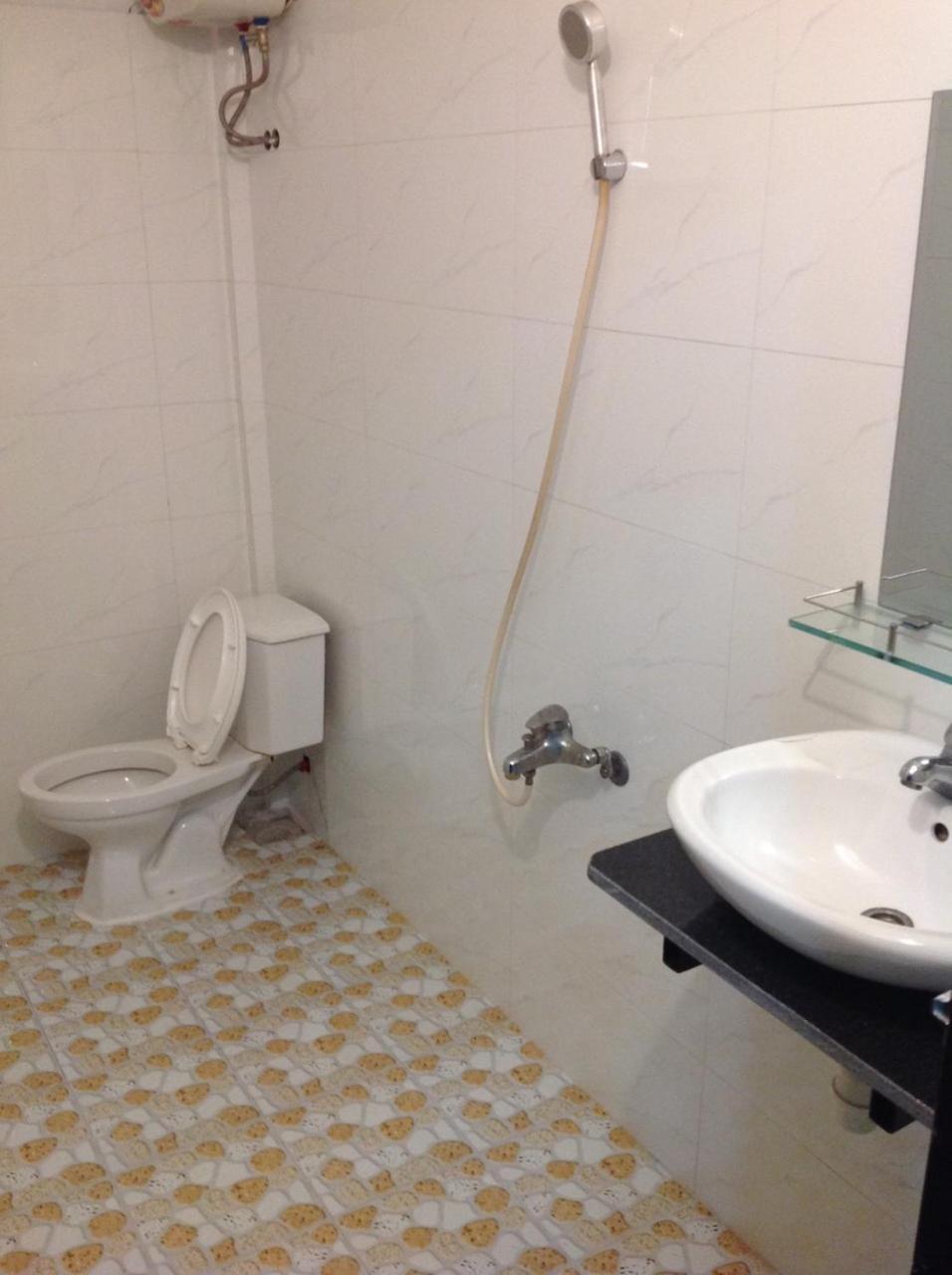 Ngoc Binh Hotel Хюе Екстер'єр фото