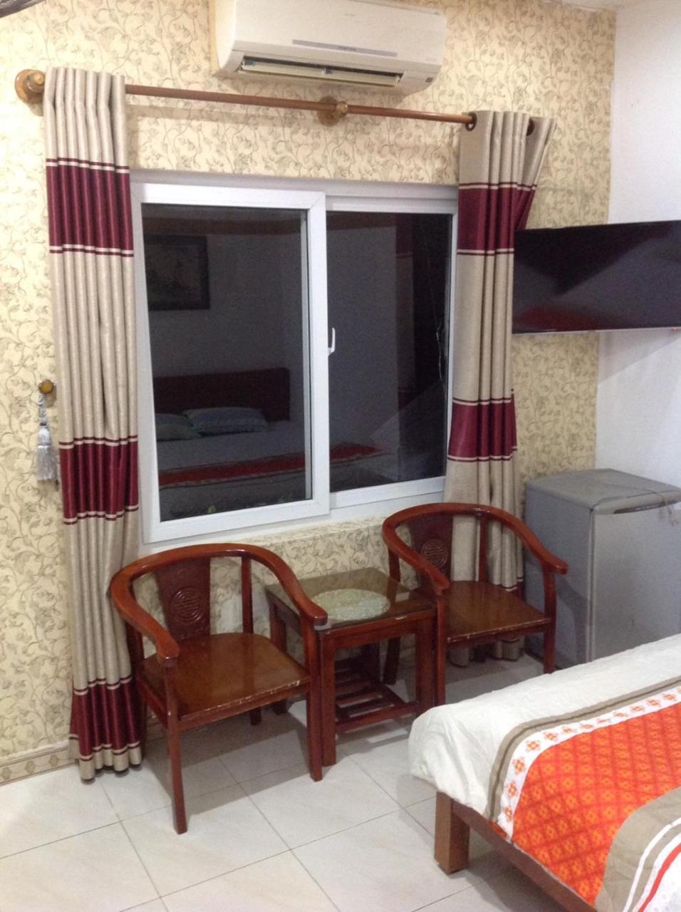 Ngoc Binh Hotel Хюе Екстер'єр фото