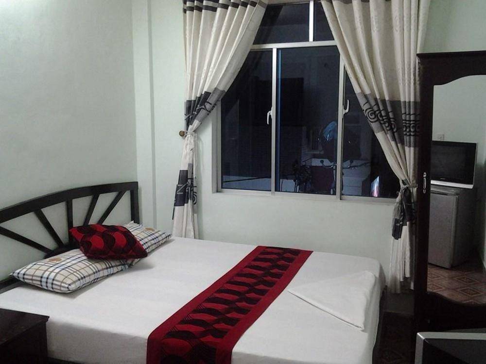 Ngoc Binh Hotel Хюе Екстер'єр фото